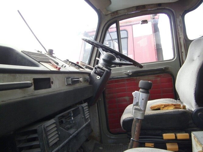 V5 4x2 Saurer V5 4x2 - Cab chassis truck: picture 5 V5 4x2 Saurer V5 4x2 - Cab chassis truck: picture 5