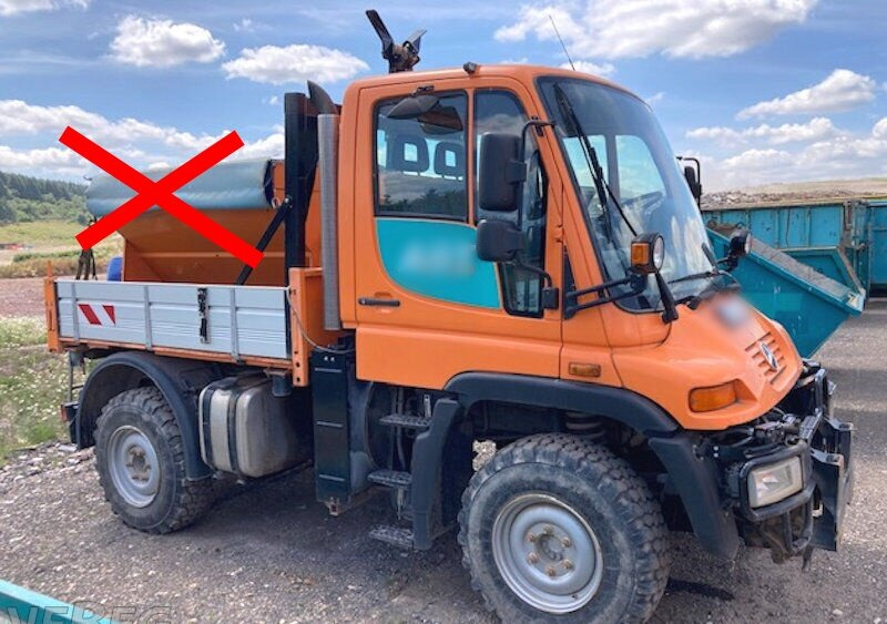 Unimog U300 405/10 4x4 U300 405/10 4x4, Kommunalhydraulik, Frontzapfwelle, Kipper - Van: picture 2 Unimog U300 405/10 4x4 U300 405/10 4x4, Kommunalhydraulik, Frontzapfwelle, Kipper - Van: picture 2