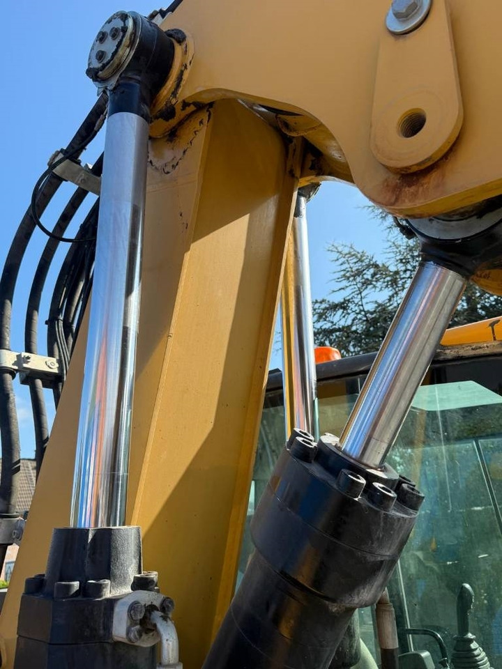 Wheel excavator CAT M 316F: picture 14
