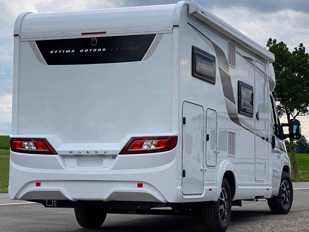 Hobby OPTIMA ONTOUR EDITION V65 GE NAVI MARKISE SAT - Semi-integrated motorhome: picture 5 Hobby OPTIMA ONTOUR EDITION V65 GE NAVI MARKISE SAT - Semi-integrated motorhome: picture 5