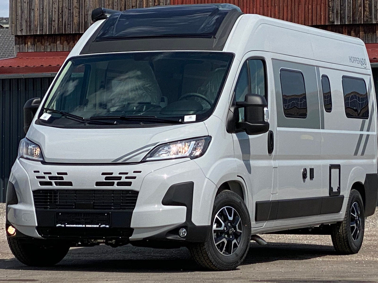 Camper van LMC INNOVAN 600 ,Dieselheizung,Modell 25 Skyroof: picture 1