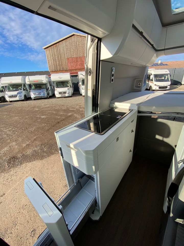 Camper van Volkswagen Grand California 600 FW, 3/4 Bett: picture 16