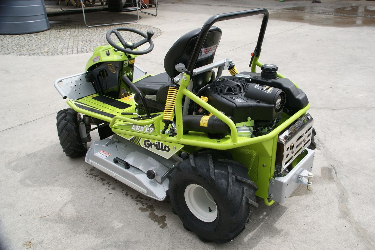 New Garden mower Grillo Climber 10.27 AWD Sofort verfügbar: picture 16