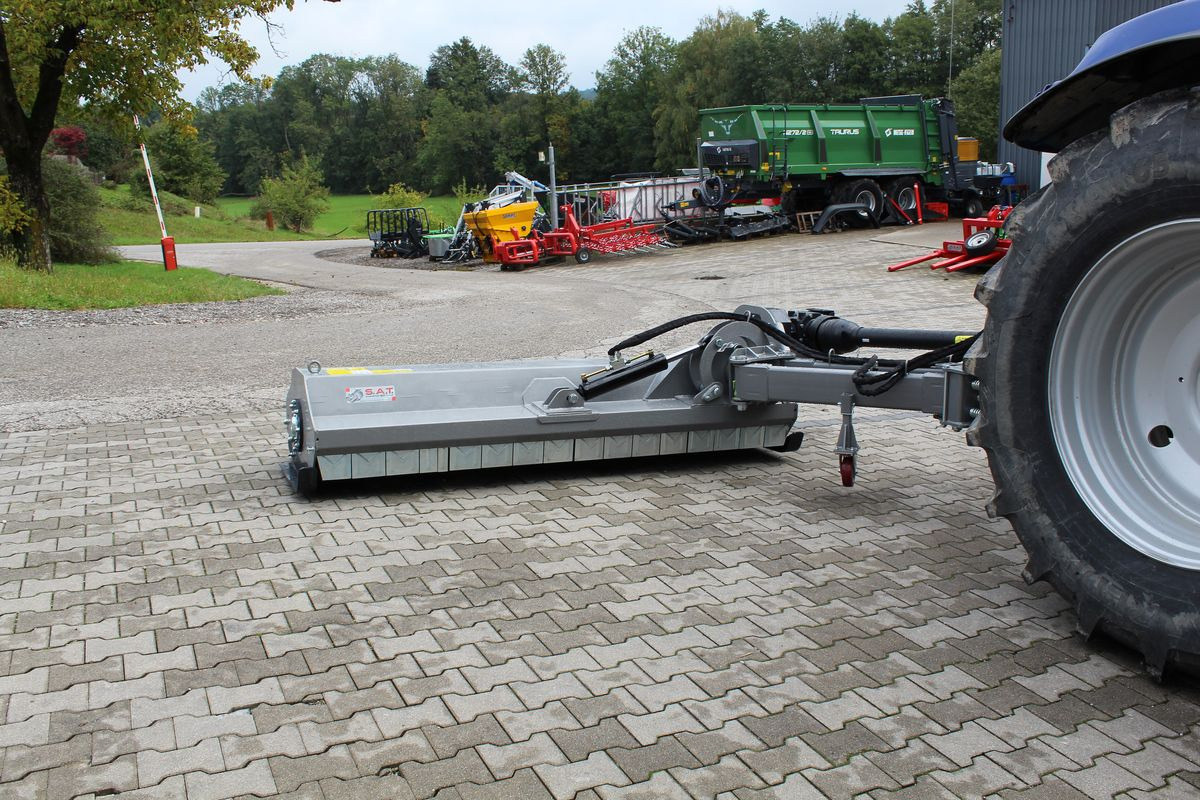 Jansen Böschungsmulcher AGF-240-Frei Haus - Flail mower/ Mulcher: picture 2 Jansen Böschungsmulcher AGF-240-Frei Haus - Flail mower/ Mulcher: picture 2