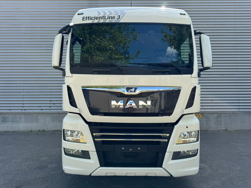 MAN TGX 18.500 XLX / Intarder / Roof Klima / 2 Tanks - Tractor unit: picture 4 MAN TGX 18.500 XLX / Intarder / Roof Klima / 2 Tanks - Tractor unit: picture 4