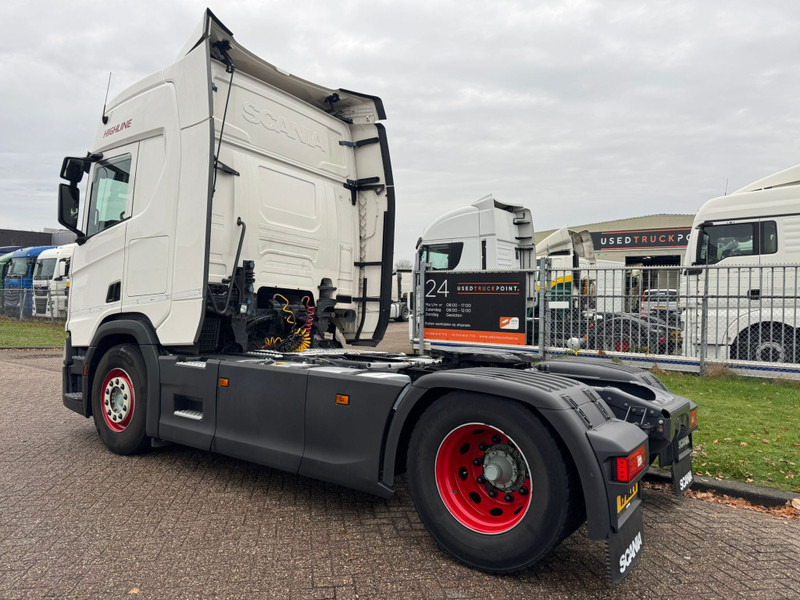 Scania R410 / Retarder / Night Klima / 2 Tanks / Full Air / TUV: 3-2026 / NL Truck - Tractor unit: picture 2 Scania R410 / Retarder / Night Klima / 2 Tanks / Full Air / TUV: 3-2026 / NL Truck - Tractor unit: picture 2