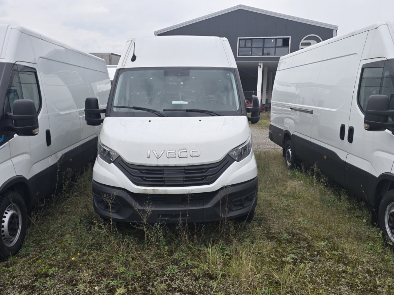 IVECO DAILY 38S14E V - Panel van, Electric van: picture 1 IVECO DAILY 38S14E V - Panel van, Electric van: picture 1