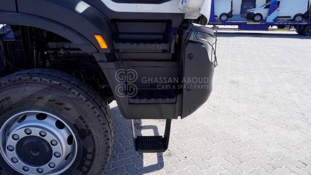 Cab chassis truck IVECO T-WAY Chassis  6×6 AD380T47WH WHEELBASE 4500 MY25: picture 14