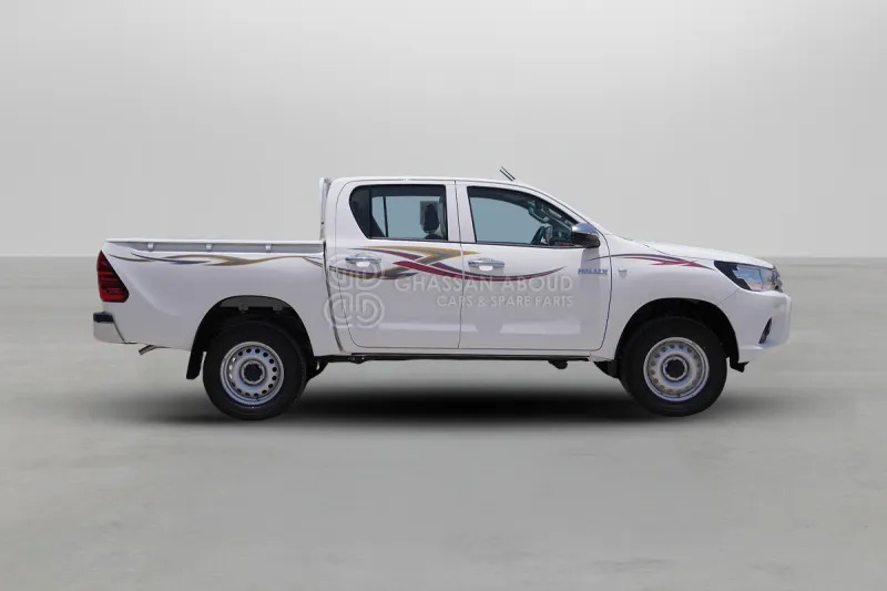 Toyota Hilux 4X4 Double Cabin - Pickup truck, Combi van: picture 5 Toyota Hilux 4X4 Double Cabin - Pickup truck, Combi van: picture 5