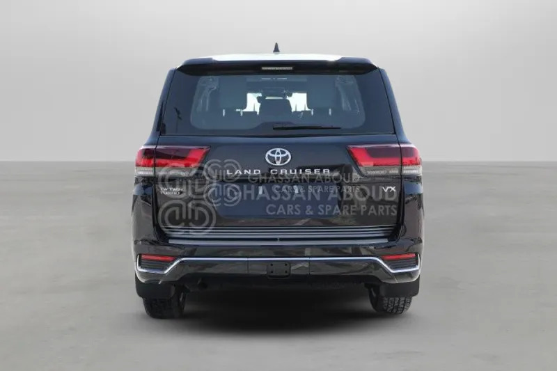 Toyota Land Cruiser 300 4x4 - SUV: picture 4 Toyota Land Cruiser 300 4x4 - SUV: picture 4