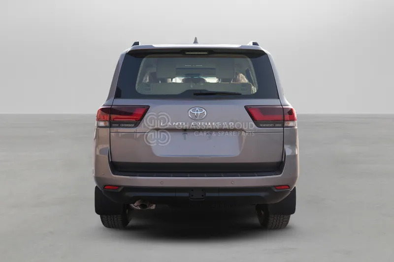 Toyota Land Cruiser 300 4x4 - SUV: picture 5 Toyota Land Cruiser 300 4x4 - SUV: picture 5