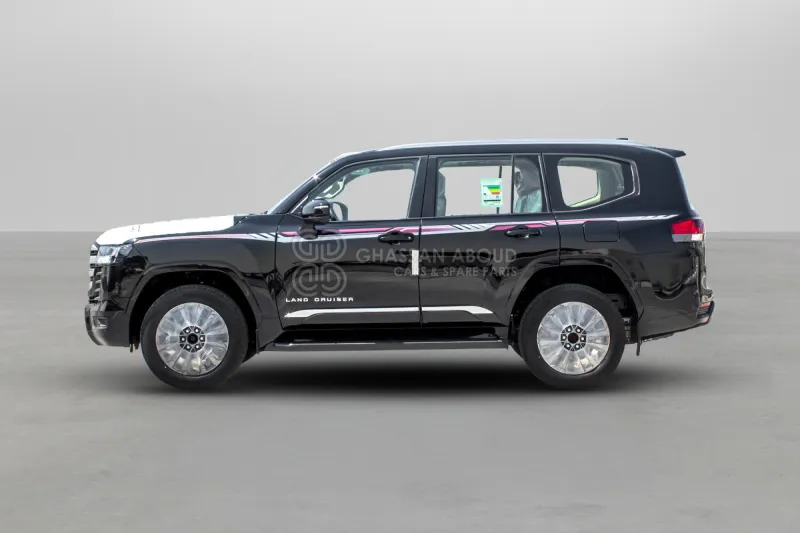 Toyota Land Cruiser 300 4x4 - SUV: picture 2 Toyota Land Cruiser 300 4x4 - SUV: picture 2