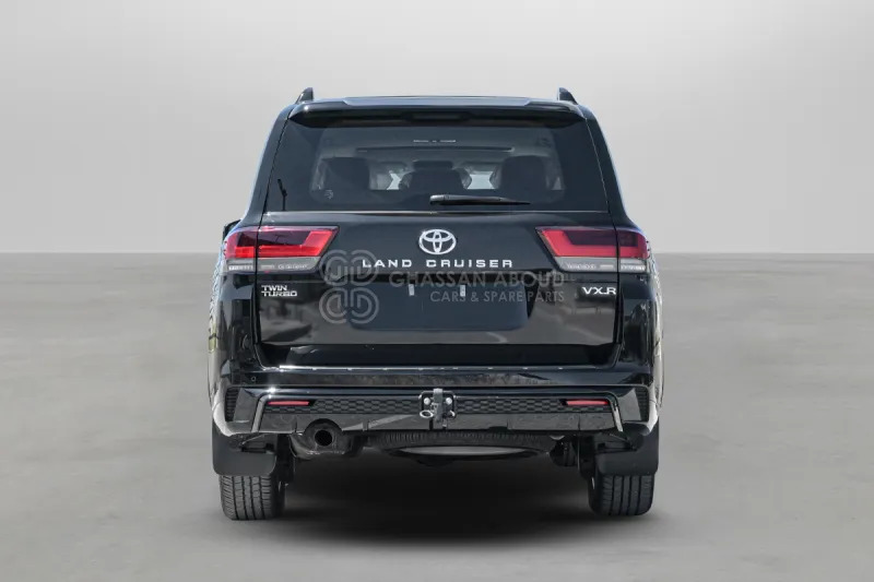 Toyota Land Cruiser 300 - SUV: picture 3 Toyota Land Cruiser 300 - SUV: picture 3