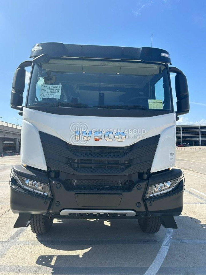 IVECO T-WAY Tractor 6×4 AT720T47TH GVW 26-38 Ton HP 470 R20Tyre MY25 - Tractor unit: picture 4 IVECO T-WAY Tractor 6×4 AT720T47TH GVW 26-38 Ton HP 470 R20Tyre MY25 - Tractor unit: picture 4