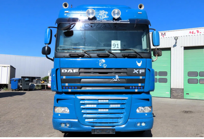 DAF XF 105.460 RETARDER, FRIGO - Tractor unit: picture 2 DAF XF 105.460 RETARDER, FRIGO - Tractor unit: picture 2
