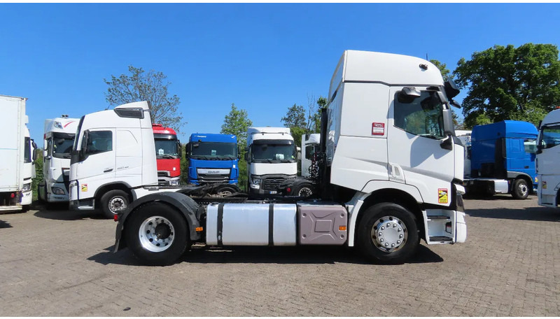 Renault T460 Retarder, PTO/hydraulc - Tractor unit: picture 5 Renault T460 Retarder, PTO/hydraulc - Tractor unit: picture 5