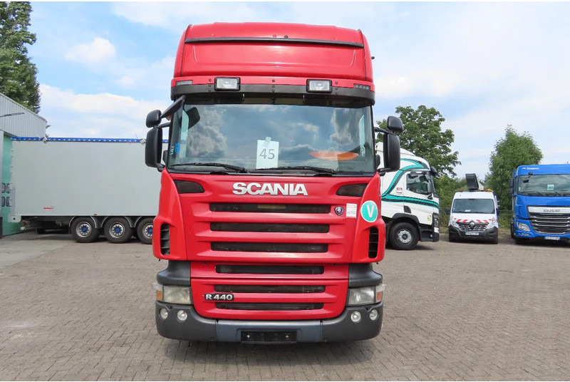 Scania R440 2 tanks Frigo, 927381km, no rust chassis - Tractor unit: picture 2 Scania R440 2 tanks Frigo, 927381km, no rust chassis - Tractor unit: picture 2