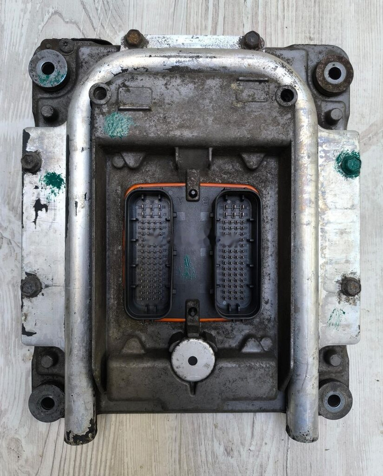 TRW VOLVO / RENAULT ECU 21300122 Renault - ECU for Truck: picture 2 TRW VOLVO / RENAULT ECU 21300122 Renault - ECU for Truck: picture 2