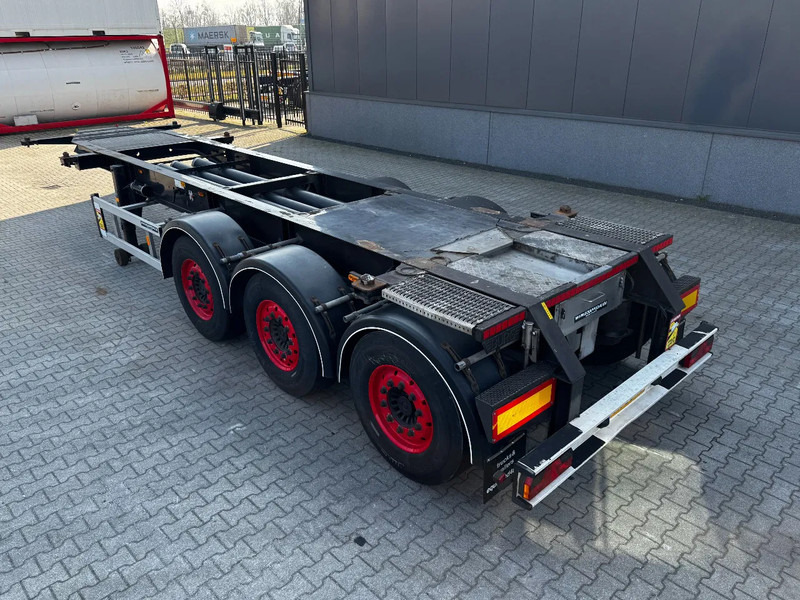 Burg 20FT/3-axles, SAF INTRADISC, ADR (EXII, EXII, FL, AT), 2x LIFTAXLE, NL-Chassis, APK/ADR:06/2025 - Container transporter/ Swap body semi-trailer: picture 5 Burg 20FT/3-axles, SAF INTRADISC, ADR (EXII, EXII, FL, AT), 2x LIFTAXLE, NL-Chassis, APK/ADR:06/2025 - Container transporter/ Swap body semi-trailer: picture 5