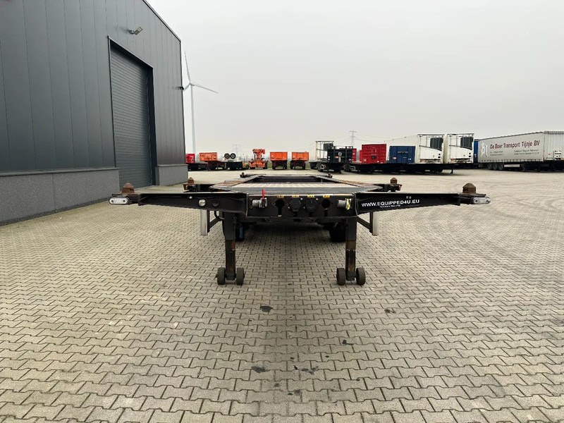 Burg 20FT ADR (EX/II, EX/III, FL, AT) Chassis, Empty weight : 3.690kg, SAF INTRADISC, 2x Liftaxle, NL-chassis - Container transporter/ Swap body semi-trailer: picture 5 Burg 20FT ADR (EX/II, EX/III, FL, AT) Chassis, Empty weight : 3.690kg, SAF INTRADISC, 2x Liftaxle, NL-chassis - Container transporter/ Swap body semi-trailer: picture 5