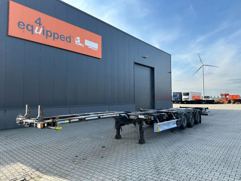 D-Tec 45FT MULTI, ADR, SAF + DISC, 2x LIFTAXLE, EMPTY WEIGHT: 4.849KG, NL-CHASSIS, APK/ADR: 10-2025 - Container transporter/ Swap body semi-trailer: picture 1 D-Tec 45FT MULTI, ADR, SAF + DISC, 2x LIFTAXLE, EMPTY WEIGHT: 4.849KG, NL-CHASSIS, APK/ADR: 10-2025 - Container transporter/ Swap body semi-trailer: picture 1