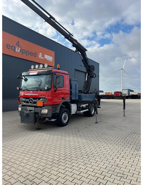 Mercedes-Benz Actros 2046 4x4 / FULL SPRING / HIAB 288 EP 5 HIPRO Crane / EURO-5 - Crane truck: picture 2 Mercedes-Benz Actros 2046 4x4 / FULL SPRING / HIAB 288 EP 5 HIPRO Crane / EURO-5 - Crane truck: picture 2