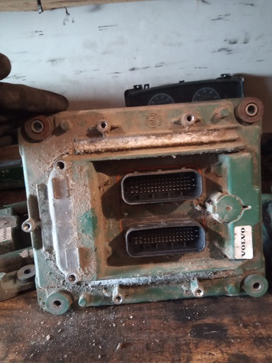 EDC VOLVO FH460 D13K460 21900553 P03 - ECU for Truck: picture 2 EDC VOLVO FH460 D13K460 21900553 P03 - ECU for Truck: picture 2