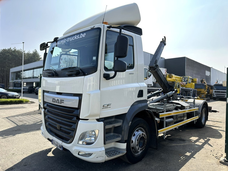 DAF CF 460 4x2 19T MARREL HOOKLIFT - 5.10M + 1.30M RETRACTABLE BUMPER - EURO 6 - 13L ENGINE - ZF AUTO - Hook lift truck: picture 3 DAF CF 460 4x2 19T MARREL HOOKLIFT - 5.10M + 1.30M RETRACTABLE BUMPER - EURO 6 - 13L ENGINE - ZF AUTO - Hook lift truck: picture 3