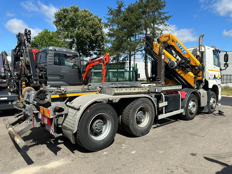 DAF CF 480 8x4 HOOKLIFT + CRANE (19m!) EFFER 205 / 6S + WINCH - RETARDER - *165.000km* - VERY NICE - Hook lift truck, Crane truck: picture 4 DAF CF 480 8x4 HOOKLIFT + CRANE (19m!) EFFER 205 / 6S + WINCH - RETARDER - *165.000km* - VERY NICE - Hook lift truck, Crane truck: picture 4