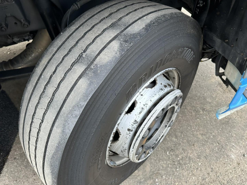 Dropside/ Flatbed truck DAF CF 85.360 8x2 (no crane!) - MANUAL GEARBOX ZF - EURO 5 - BE TRUCK: picture 13 Dropside/ Flatbed truck DAF CF 85.360 8x2 (no crane!) - MANUAL GEARBOX ZF - EURO 5 - BE TRUCK: picture 13