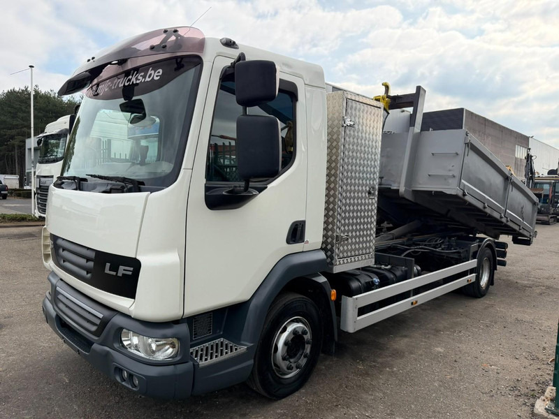 DAF LF 45.180 - 12T - 4x2 HOOKLIFT / HAAKSYTEEM / ABROLLKIPPER / AMPLIROL - *320.000km* - EURO 5 - TÜV 06/2026 - BE TRUCK - Hook lift truck: picture 2 DAF LF 45.180 - 12T - 4x2 HOOKLIFT / HAAKSYTEEM / ABROLLKIPPER / AMPLIROL - *320.000km* - EURO 5 - TÜV 06/2026 - BE TRUCK - Hook lift truck: picture 2