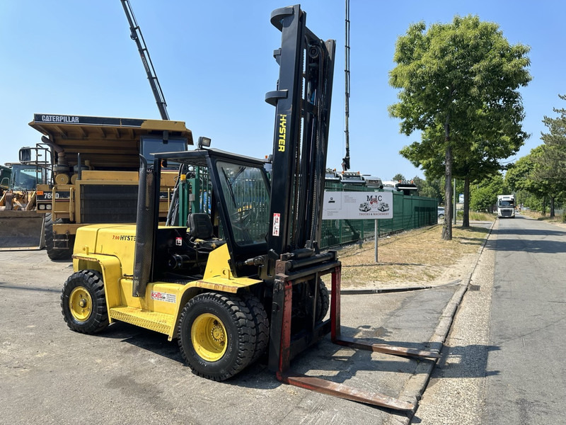 Hyster H 7.00 XL 7.0T - 5400mm - SIDESHIFT - PERKINS 4 CYLINDER - Diesel forklift: picture 1 Hyster H 7.00 XL 7.0T - 5400mm - SIDESHIFT - PERKINS 4 CYLINDER - Diesel forklift: picture 1