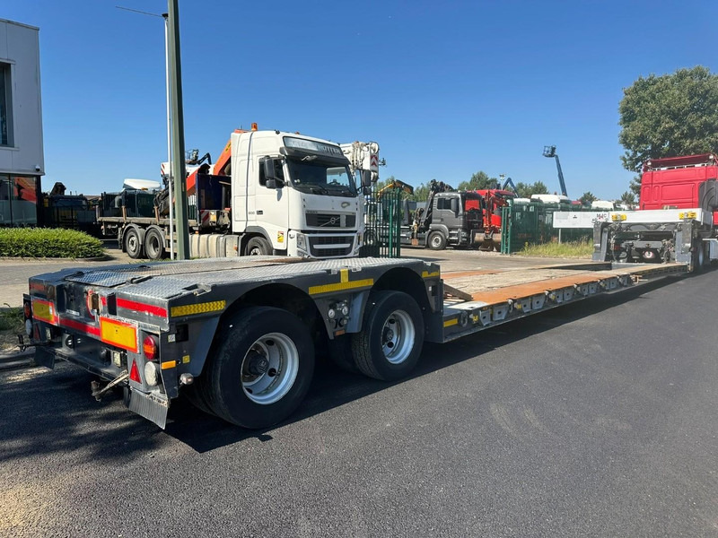 Kässbohrer LB2 48T - LOWBED - TIEFBETT / REMOVABLE NECK - ABNEHMBARE SCHWANENHALS - HYDR STEERING AXLES / LENKACHSEN - BPW - Low loader semi-trailer: picture 2 Kässbohrer LB2 48T - LOWBED - TIEFBETT / REMOVABLE NECK - ABNEHMBARE SCHWANENHALS - HYDR STEERING AXLES / LENKACHSEN - BPW - Low loader semi-trailer: picture 2