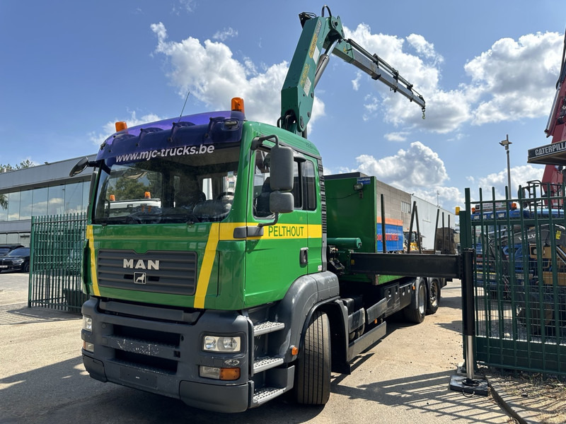 MAN TGA 26.360 6X2 BL + CRANE PALFINGER PK 18500 (4x) - LIFT + STEERING AXLE - PLATFORM 7m75 - MANUAL GEARBOX - Crane truck: picture 5 MAN TGA 26.360 6X2 BL + CRANE PALFINGER PK 18500 (4x) - LIFT + STEERING AXLE - PLATFORM 7m75 - MANUAL GEARBOX - Crane truck: picture 5