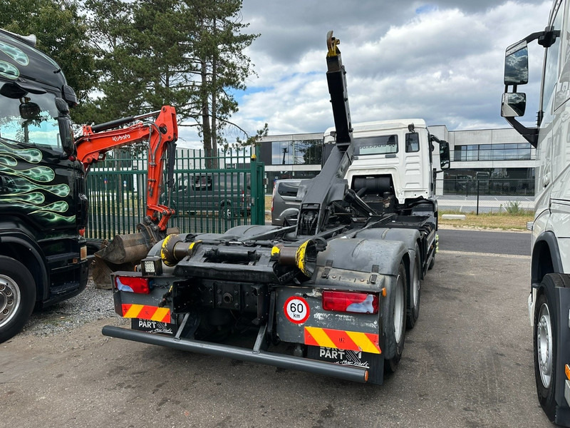 MAN TGS 28.360 6x2 HOOKLIFT 21T HIAB MULTILIFT XR21-S51 - LIFT AXLE - BE TRUCK - Hook lift truck: picture 3 MAN TGS 28.360 6x2 HOOKLIFT 21T HIAB MULTILIFT XR21-S51 - LIFT AXLE - BE TRUCK - Hook lift truck: picture 3