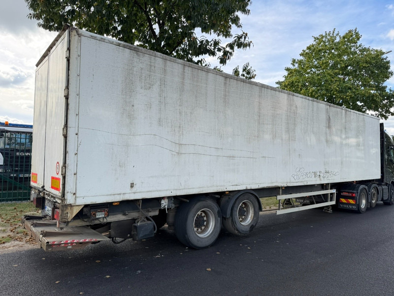 Royen S0-2-PF 2-AS GESLOTEN KIST - LAADKLEP DHOLLANDIA 3000kg - LIFT-AS - SAF - BELGISCHE PAPIEREN - Closed box semi-trailer: picture 4 Royen S0-2-PF 2-AS GESLOTEN KIST - LAADKLEP DHOLLANDIA 3000kg - LIFT-AS - SAF - BELGISCHE PAPIEREN - Closed box semi-trailer: picture 4