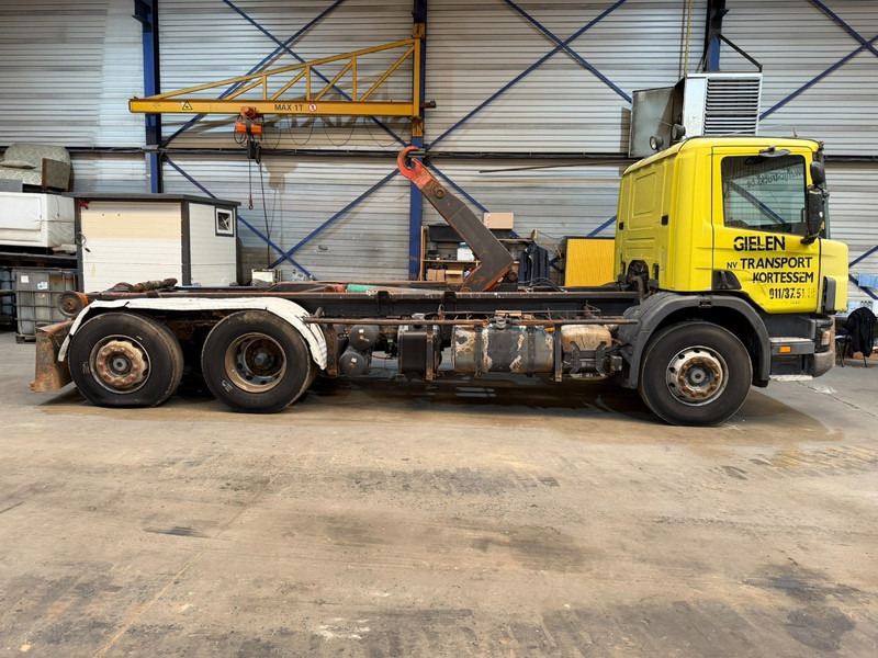 Scania 94G-260 6x2 HOOKLIFT - MANUAL - BE TRUCK - Hook lift truck: picture 3 Scania 94G-260 6x2 HOOKLIFT - MANUAL - BE TRUCK - Hook lift truck: picture 3