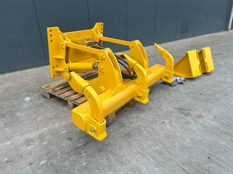 New Attachment for Construction machinery Komatsu D37: picture 1