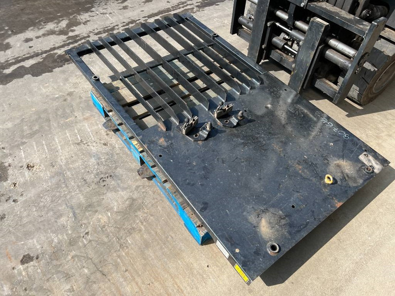 Cab and interior for Construction machinery Cat 313E / 320F / 323E / 325F / 329E / 330F / 336E / 3: picture 8