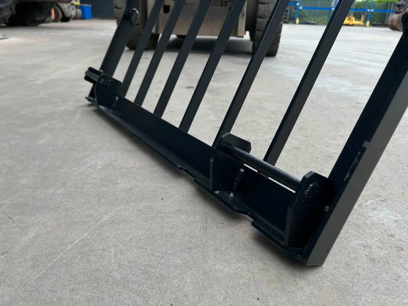 Cat 324D Guard - Cab and interior for Construction machinery: picture 5 Cat 324D Guard - Cab and interior for Construction machinery: picture 5