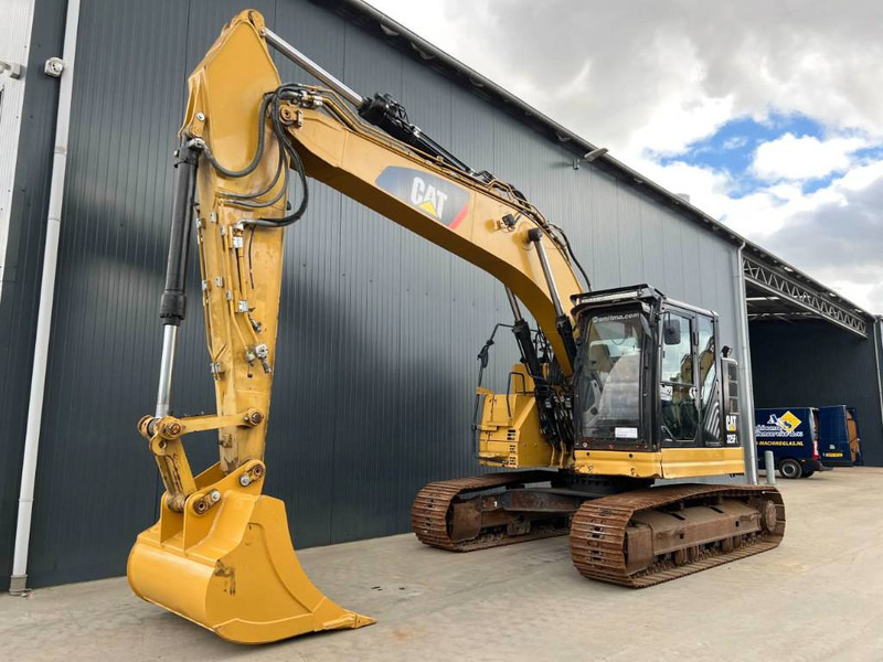 Cat 325F LCR - Crawler excavator: picture 1 Cat 325F LCR - Crawler excavator: picture 1
