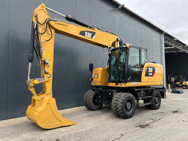 Wheel excavator Cat M318F - Extremely Nice Condition: picture 1