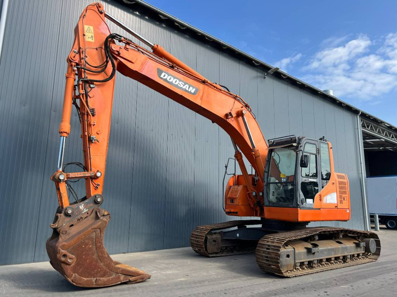 Doosan DX235LCR - Crawler excavator: picture 1 Doosan DX235LCR - Crawler excavator: picture 1