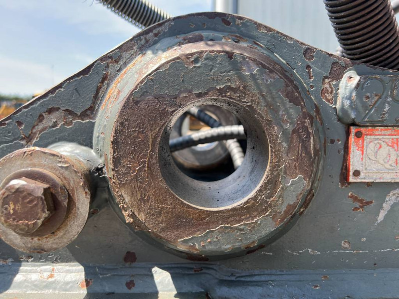 Quick coupler for Construction machinery OilQuick OQ70/55 - 323E: picture 10