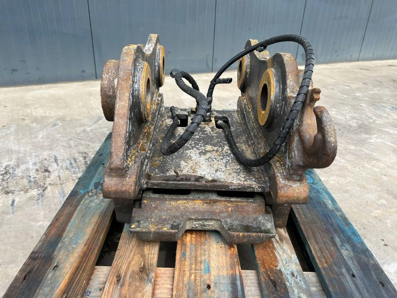 SMP S70 - 320D - Quick coupler for Construction machinery: picture 2 SMP S70 - 320D - Quick coupler for Construction machinery: picture 2