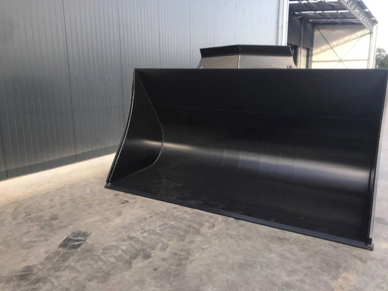 Volvo L180D - Bucket for Construction machinery: picture 4 Volvo L180D - Bucket for Construction machinery: picture 4