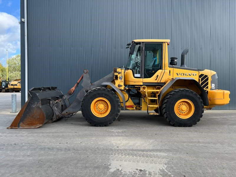 Volvo L90F - Wheel loader: picture 2 Volvo L90F - Wheel loader: picture 2