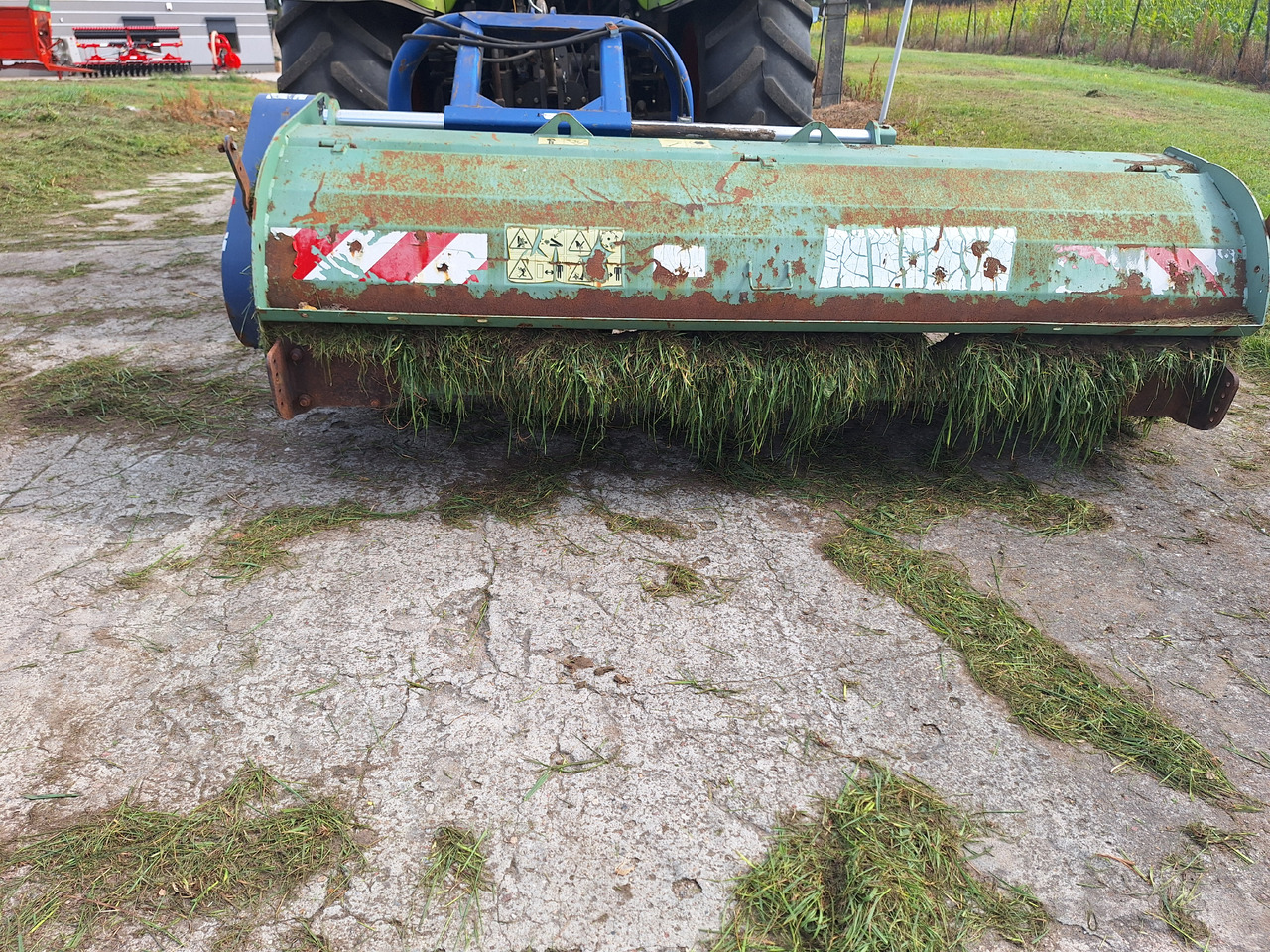 Desvoys  - Mower: picture 2 Desvoys  - Mower: picture 2