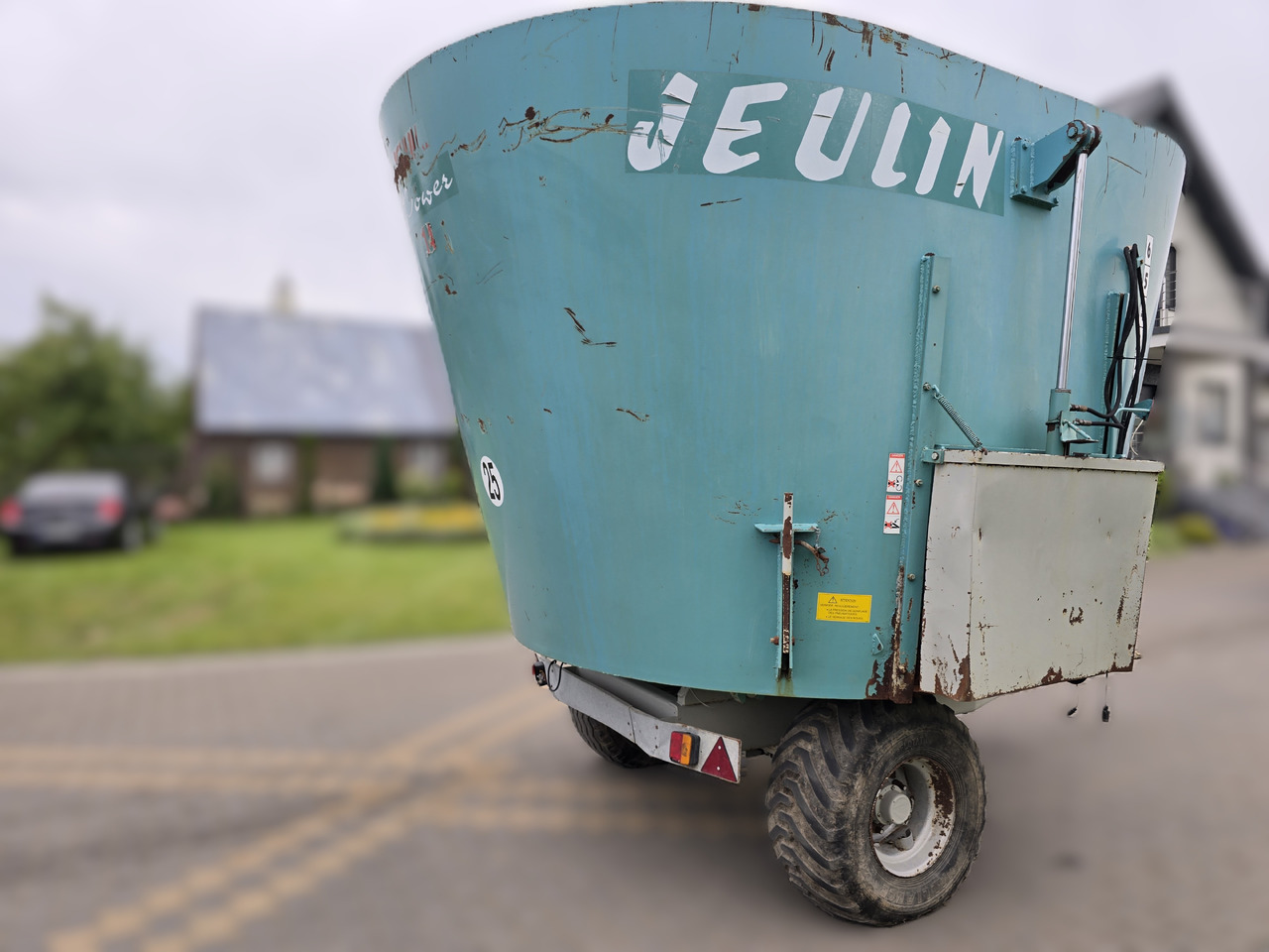 JEULIN POWER 14 - Forage mixer wagon: picture 5 JEULIN POWER 14 - Forage mixer wagon: picture 5