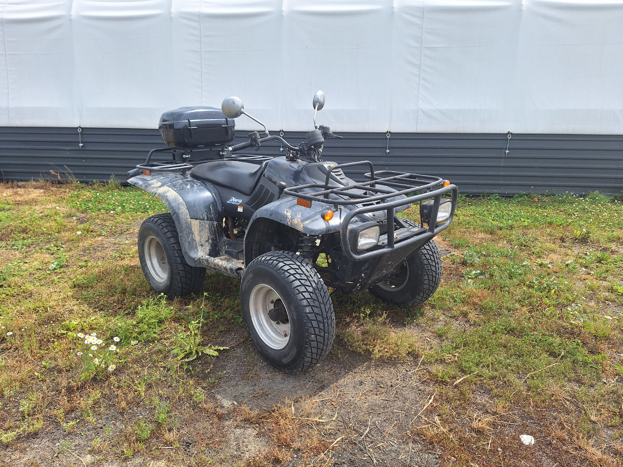 Linhai  - Car: picture 4 Linhai  - Car: picture 4